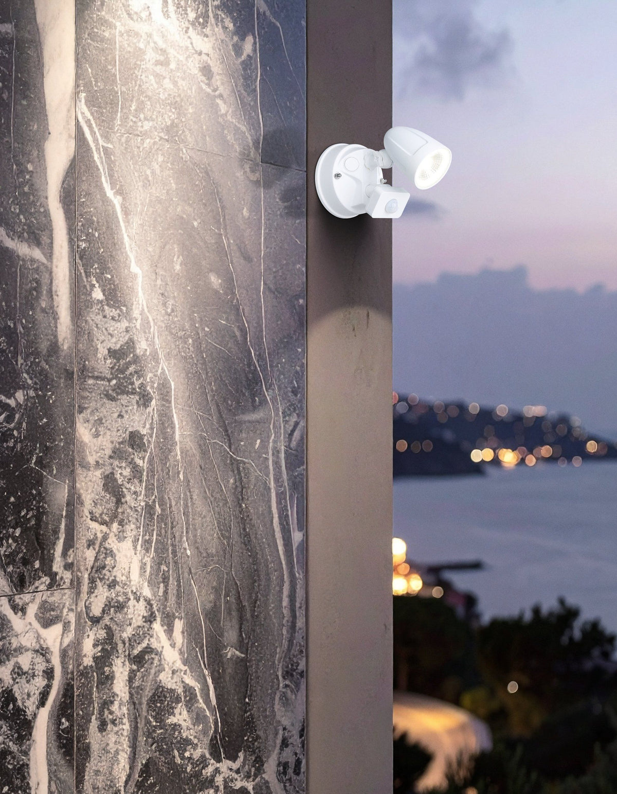 Chopper-2 1 Light White with Sensor Aluminium Exterior Security Spot Light