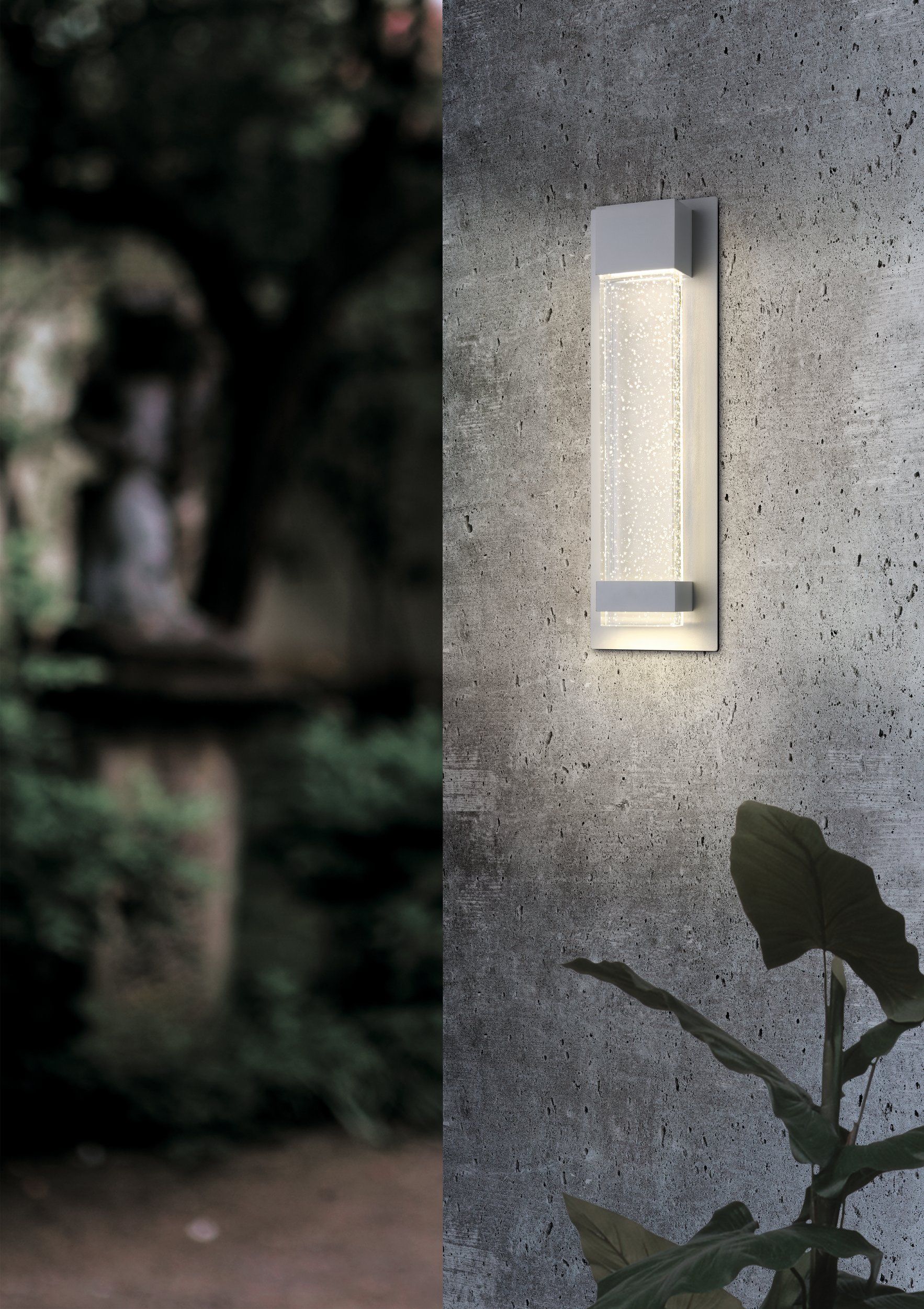 Villagrazia 40cm White LED Tri-Colour Contemporary Outdoor Bubble Exterior